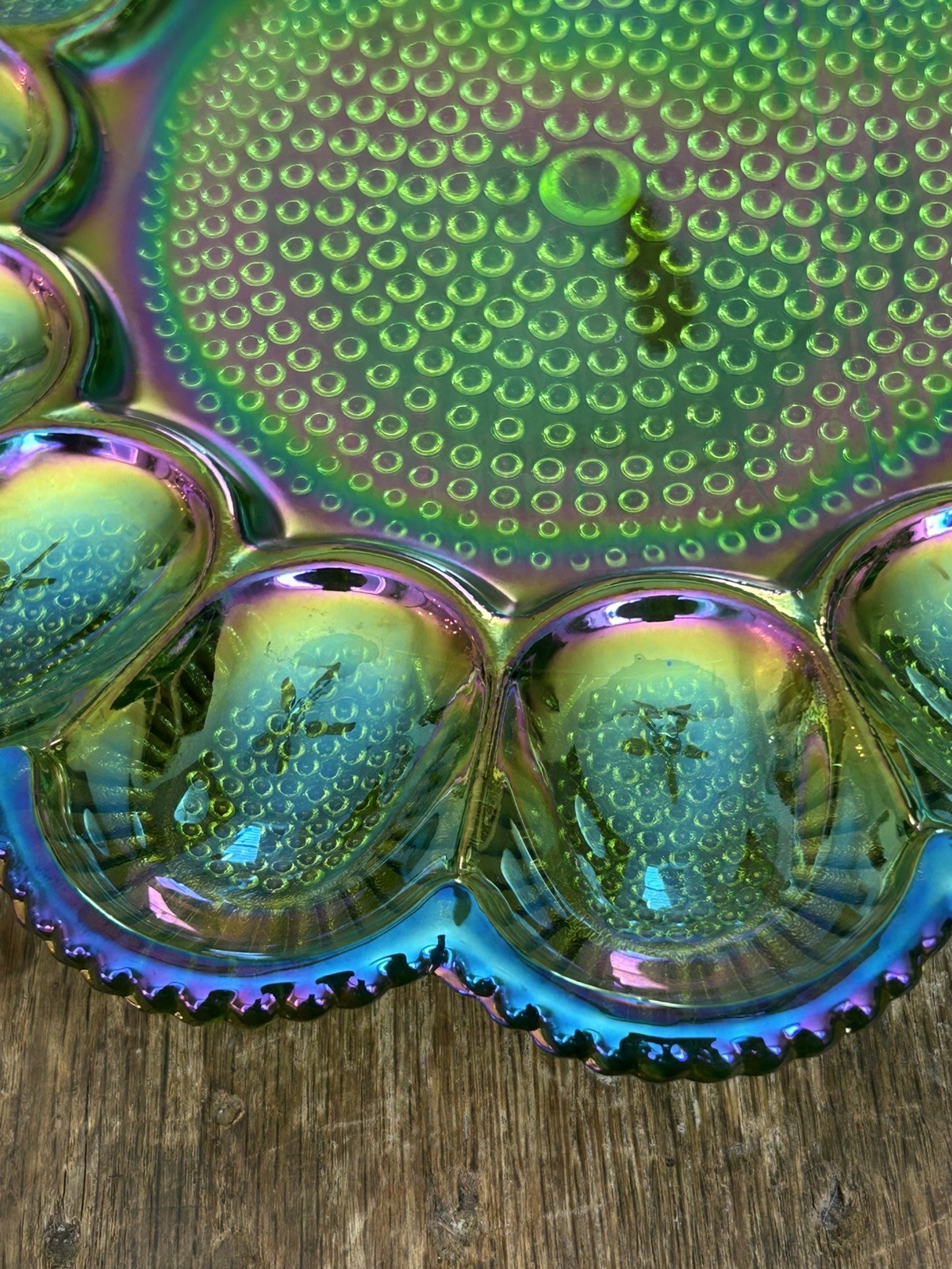 Indiana Glass Iridescent Green Carnival Hobnail Thousand Eye Egg Plate Perfect