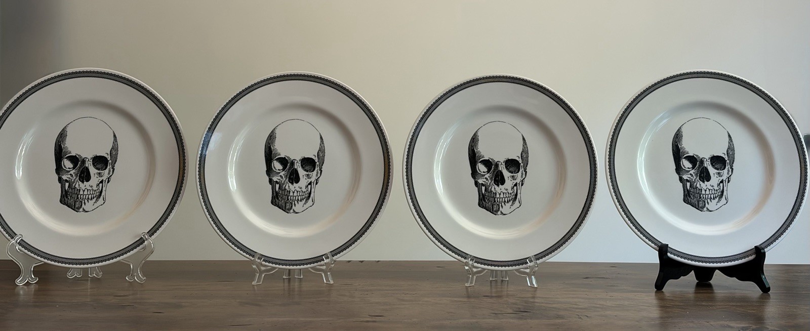 💀 Royal Stafford Skull Dinner Plate Set of 4 Made in England Halloween Plates