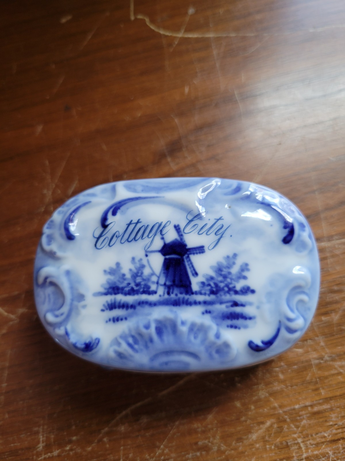 Delft Style Ceramic Trinket Box & Lid Handpainted Blue Holland Windmill 955