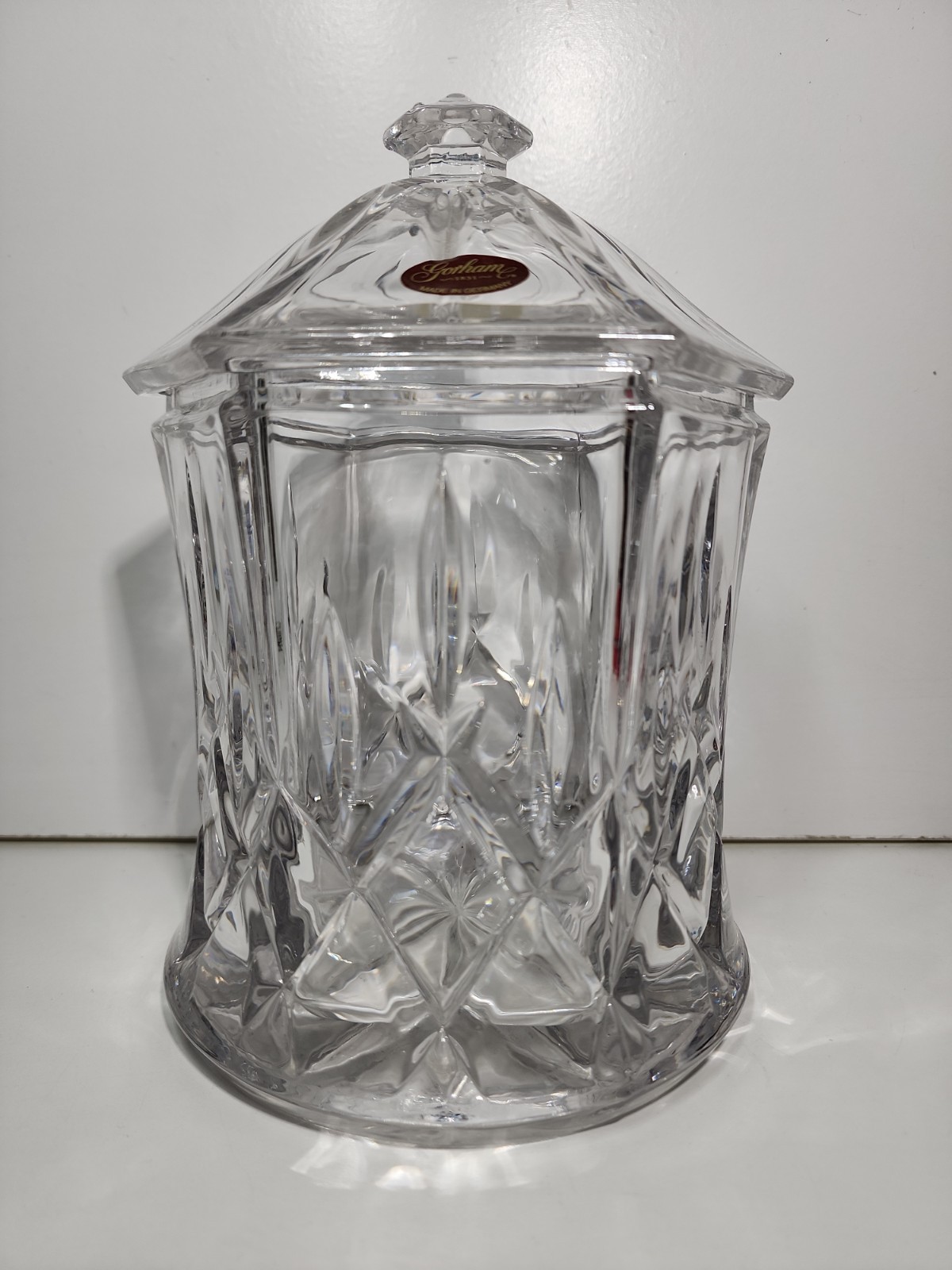 Gorham Lady Anne Hexagon Cut Crystal Biscuit Barrel Jar w/Lid 9″ H x 6″ D