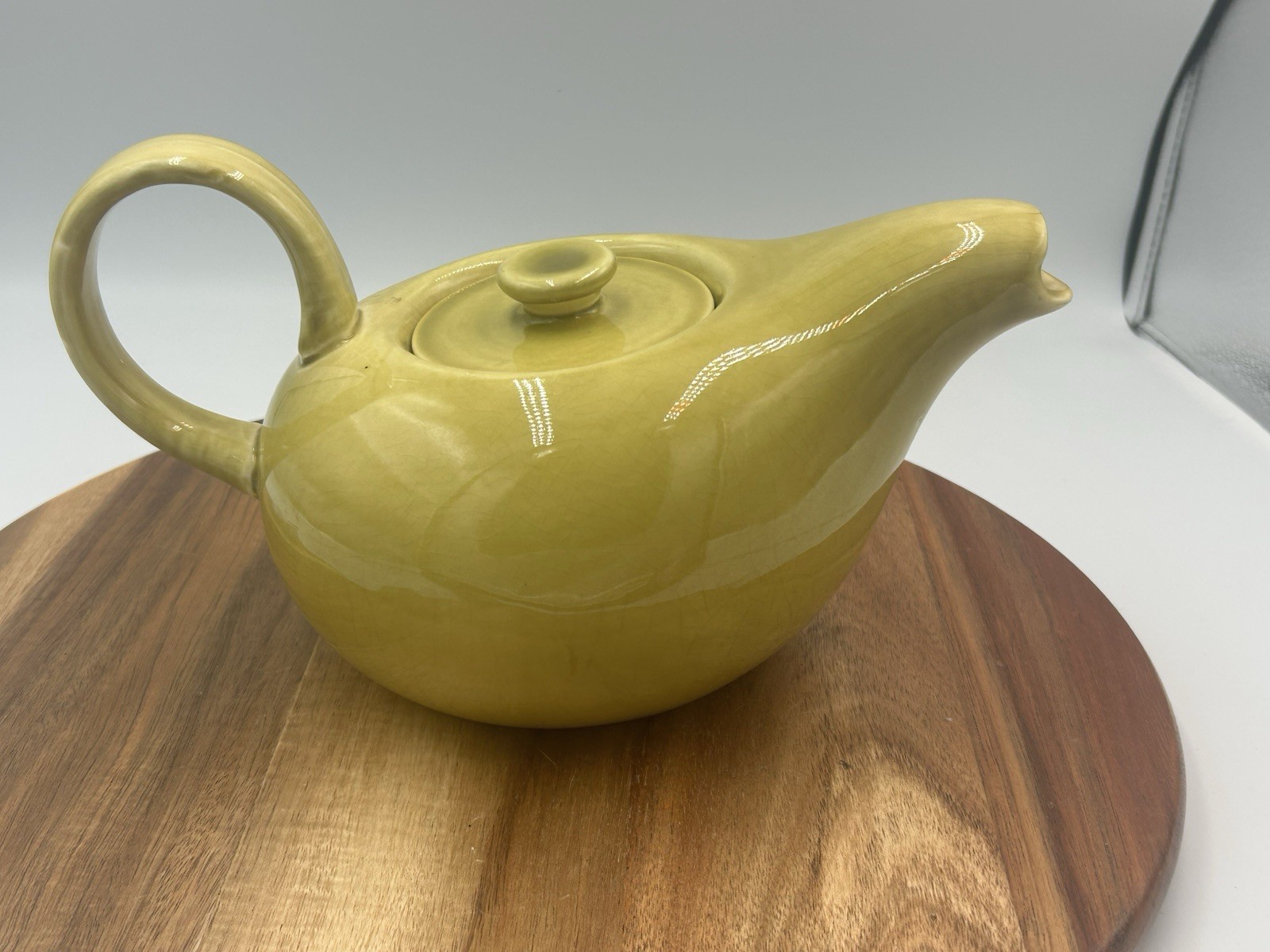 Vintage Russel Wright American Modern Art Pottery Teapot Chartreuse Yellow MCM