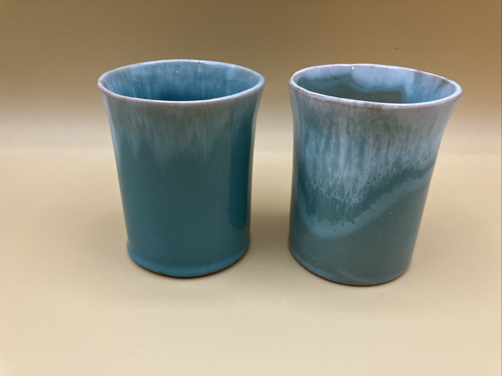 (2) Studio Art Pottery Coffee Tea Cup Cup Hand Thrown Drip Glaze Artist Signed