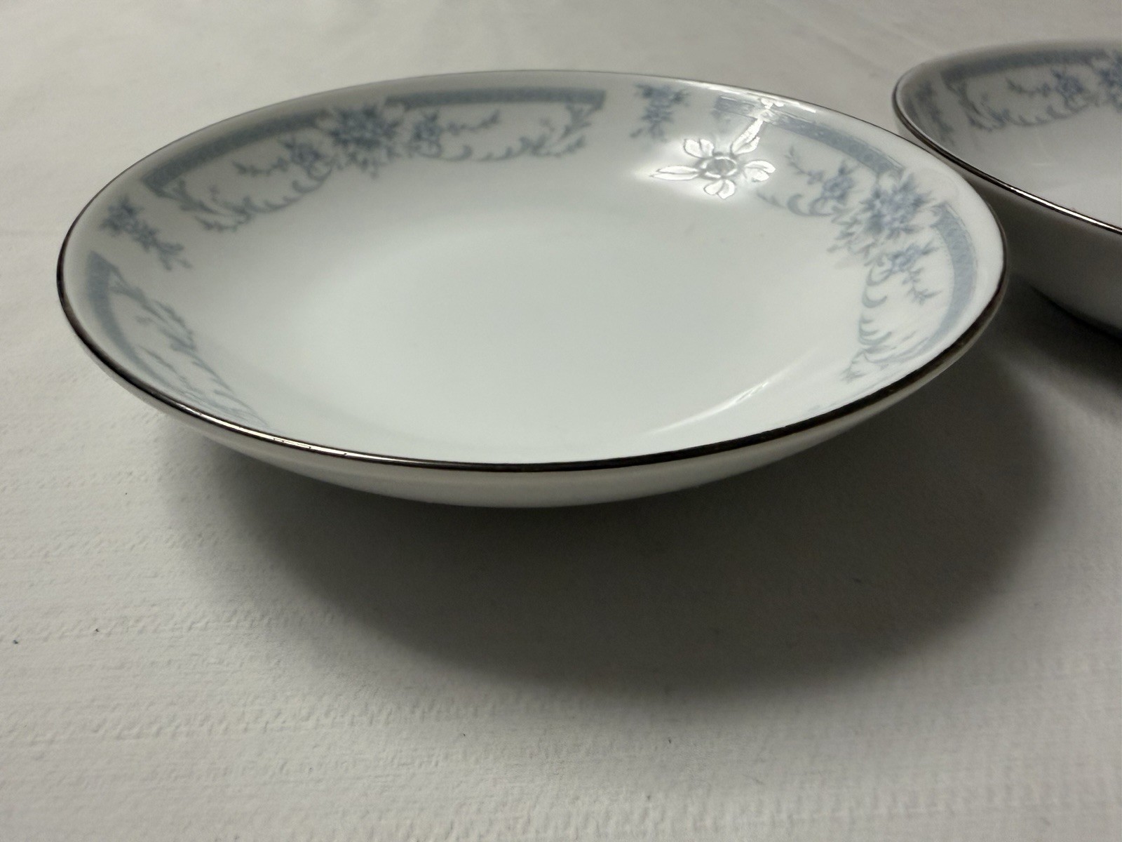 Sheffield Blue Whisper Porcelain Fine China Dessert Bowls Made in Japan Set of 2