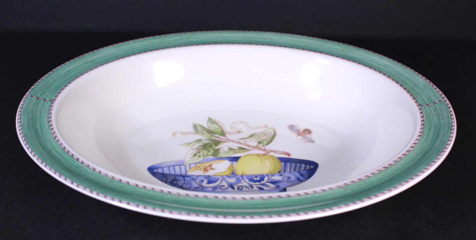 Wedgwood Sarah’s Garden Pyrus Malus Oval Serving Bowl **See Seller Sescription
