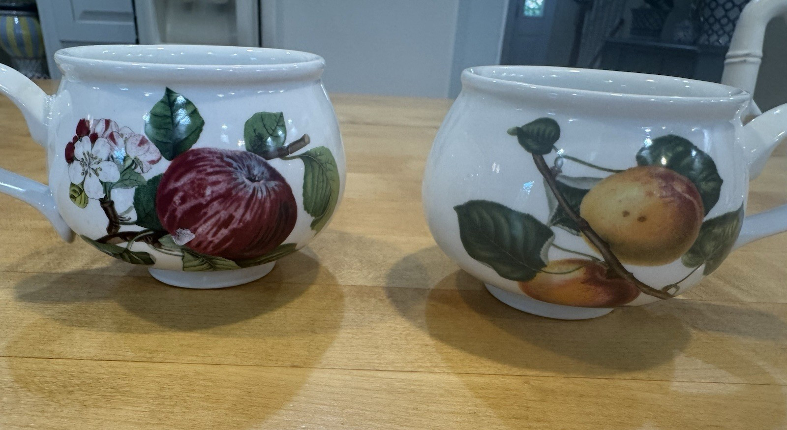 Vtg Set of 2 Portmeirion Pomona Romantic Footed Cup Coffee Mugs Apple England