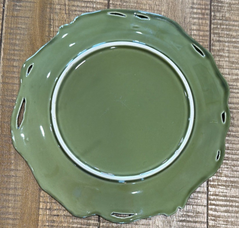 MAJOLICA Olive Green Large Serving Plate Grapes Oak Leaf Vines Acorns