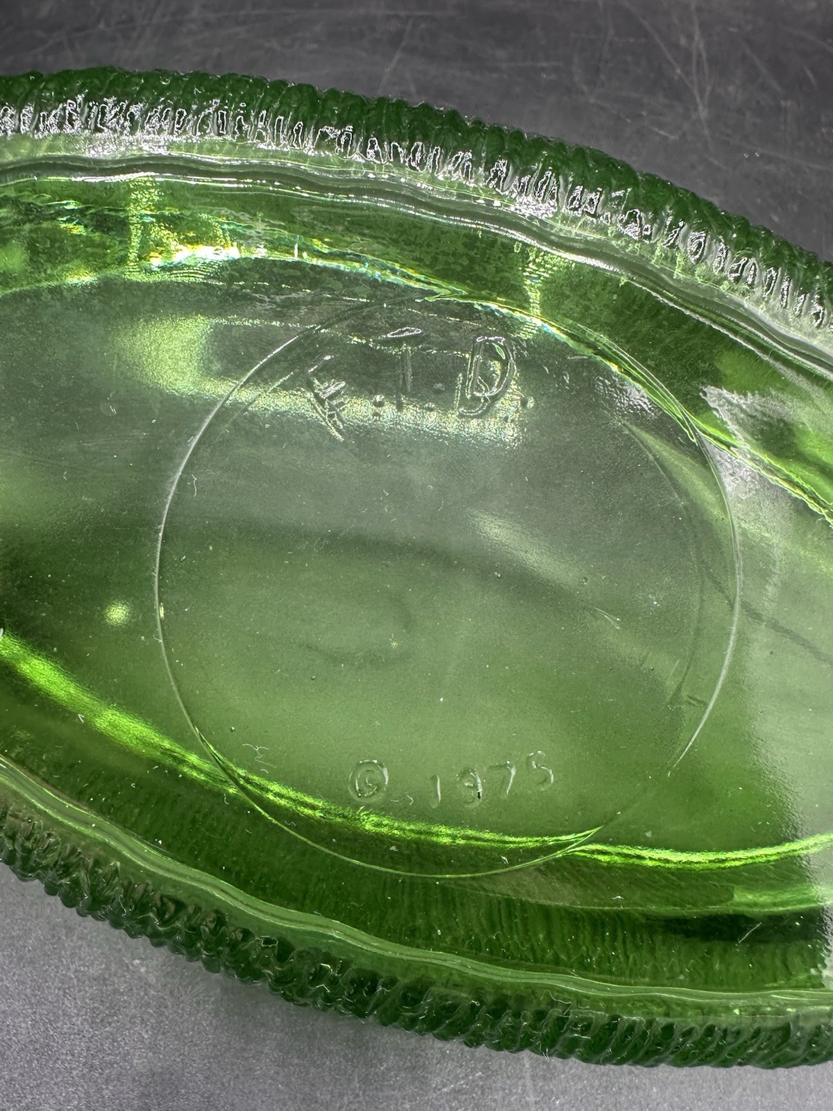 Vintage 9.25″ FTD 1975 Green Oval Glass Bowl