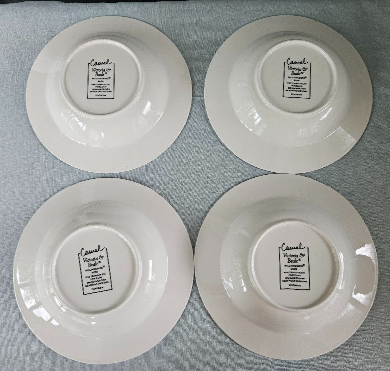 Victoria & Beale Williamsburg Soup Bowls Set of 4 Cobalt Blue Yellow White 8.5″