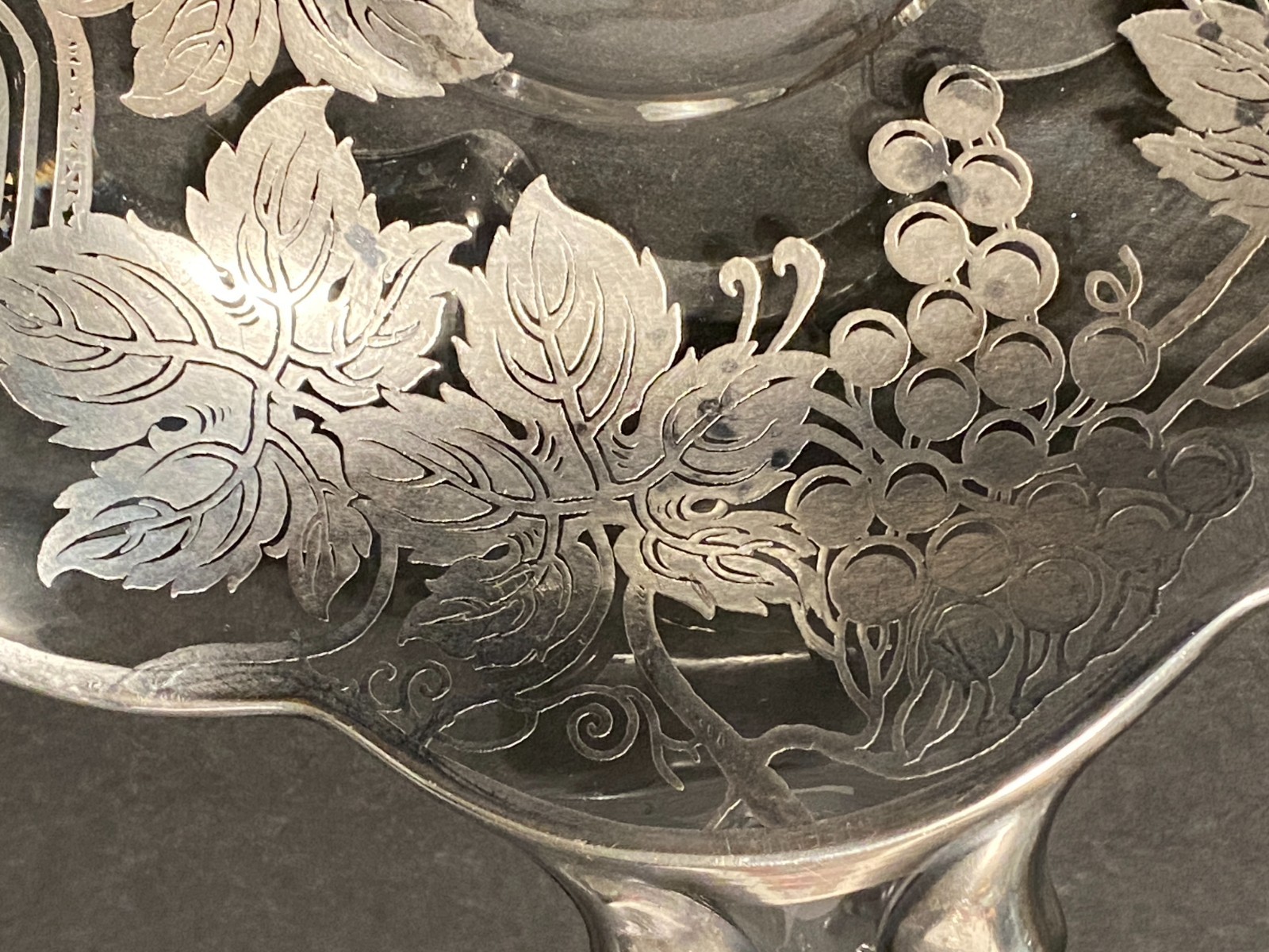 Vintage Silver Overlay Glass Candy Nut Dish Grape Vines Leaves Grapes